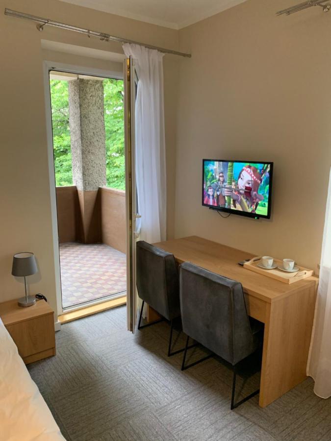 Vesna Rooms Mtp Poznań Esterno foto